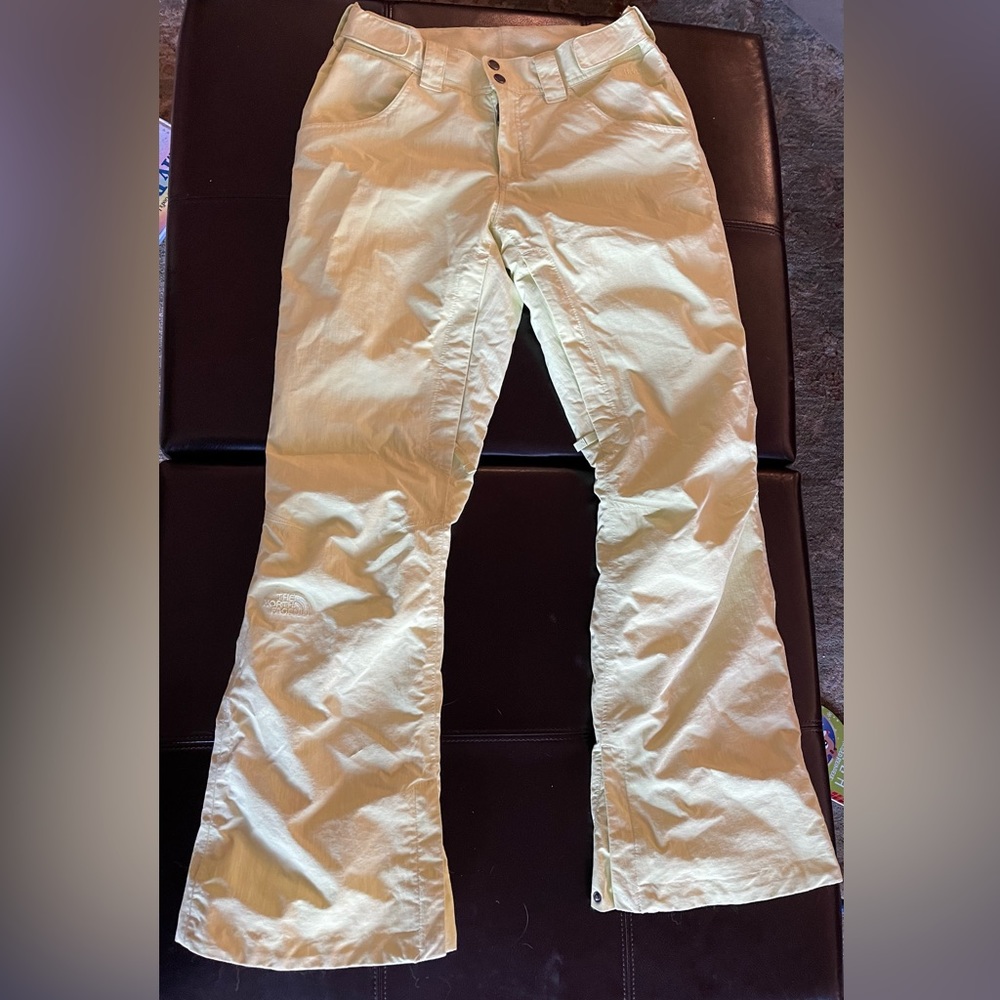 The Northface snowpants size medium womens